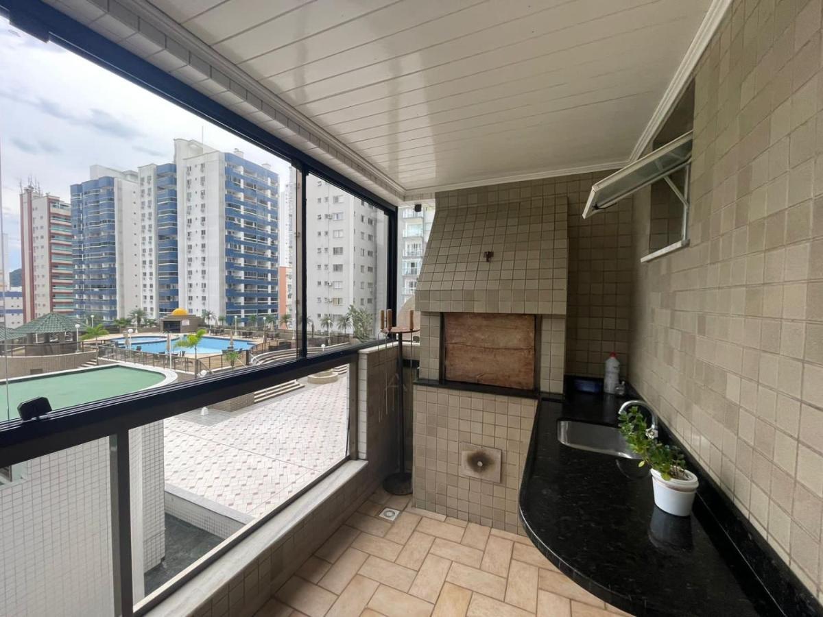 Apto a 30m da praia sobre shopping Atlântico Balneario Camboriu Exterior foto